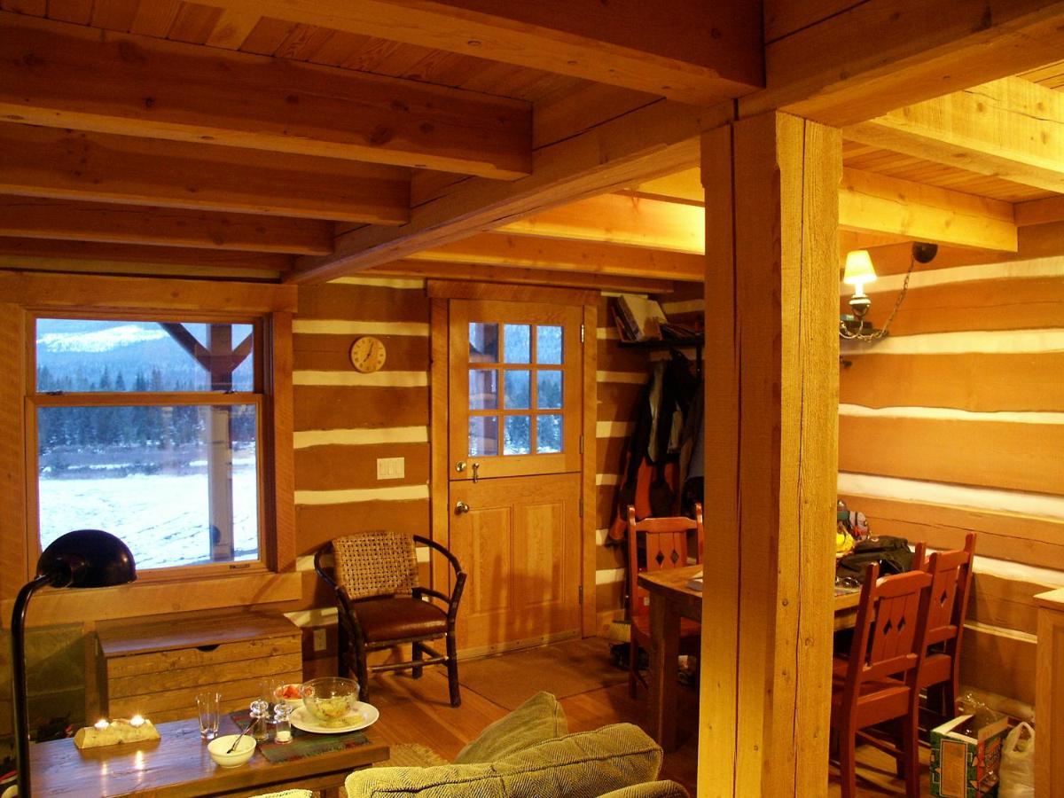 Nipika Mountain Resort Radium Hot Springs Zewnętrze zdjęcie